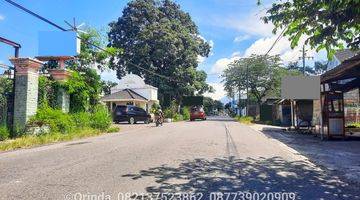 Gambar 4 Ruang Usaha Jalan Kaliurang Km 18 Dekat Jl Cangkringan, Uii Jogja