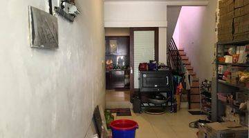 Gambar 5 Rumah 2 Lantai Furnished di Jalan Purimas Regency, Surabaya