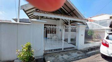 Gambar 1 Rumah Ngagel jaya utara sby, dkt Bilka, unair, ITS Rumah