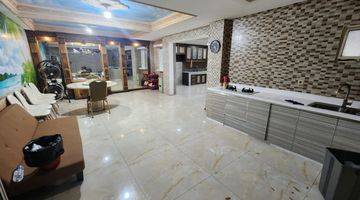 Gambar 1 Rumah Bagus Furnished Florence Pik 1 Jakut