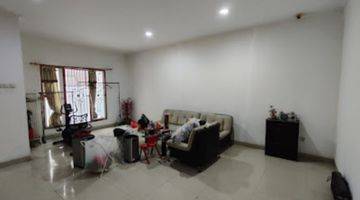 Gambar 1 Rumah 3 Lantai Bagus Semi Furnished SHM Florence Pik Jakut