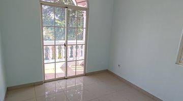 Gambar 4 Rumah 2 Lantai Bagus Greenlake City Hoek 10x15