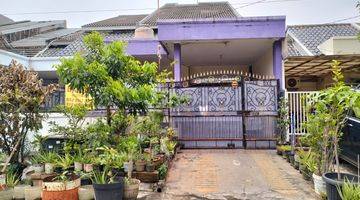 Gambar 1 Rumah 2 Lantai SHM di Taman Royal Cipondoh, Tangerang