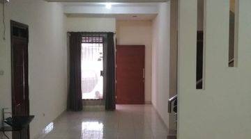 Gambar 3 Rumah Bagus Semi Furnished SHM di Mekar Wangi, Bandung