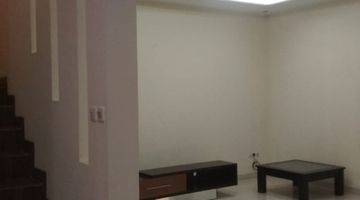 Gambar 5 Rumah Bagus Semi Furnished SHM di Mekar Wangi, Bandung