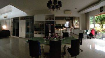 Gambar 4 Dijual Rumah Semi Furnish Graha Famili Cluster Adena Place View Golf Surabaya