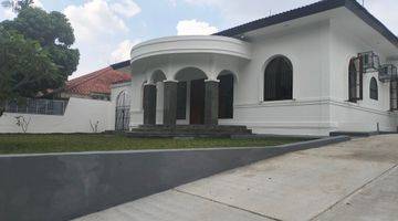 Gambar 5 Beautiful house in Kemang