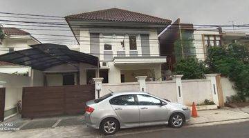 Gambar 1 Rumah Sewa di Area Kebayoran Baru 