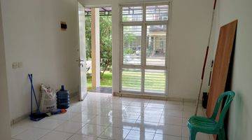 Gambar 4 Rumah Murah, 2 Lantai, Ada Kanopi, Kitchen Set, Jalan Lebar, Siap Huni