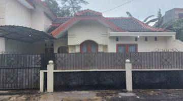 Gambar 1 Disewakan Rumah Full Furnished Lokasi Dekat Ke Kampus Atmajaya Babarsari Dan Upn