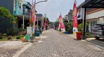 Gambar 1 Rumah 2 Lantai Dekat Dengan Masjid 