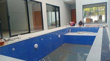 Gambar 5 Rumah 2 Muka Swimming Pool Green Area Sentul City Bogor