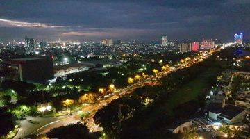 Gambar 4 Disewakan Apartemen Springhill Terrace 2BR Kemayoran JakPus Furnished Bagus siap huni. Golf view.