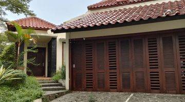 Gambar 1 Rumah Di Bintaro Cocok Untuk Investasi Ataupun Usaha, Dilengkapi Dengan Kolam Renang 