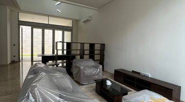 ruang keluarga disewakan rumah mewah pik furnished