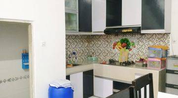 Gambar 1 Rumah di Pademangan