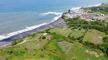 Gambar 1 Land With Ocean View, 50 Meters To The Beach