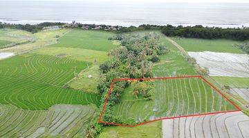 Gambar 1 Tanah Dekat Pantai Dan Ricefield View