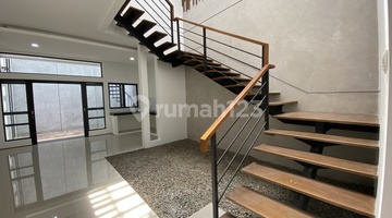 foto lainnya rumah setraduta baru minimalis