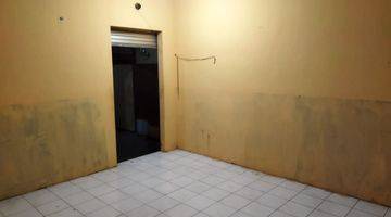 Gambar 3 Rumah Usaha Disewakan Jl. Bronggalan 2, Surabaya