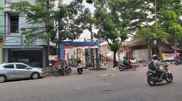 Gambar 1 Dijual Ruko di Jl A Yani 2.5 Lantai