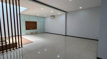 Gambar 2 Rumah 2 Lantai Bagus Semi Furnished SHM di Pulau Sepa, Jakarta Barat