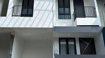 Gambar 4 Rumah Cantik 2 Lantai With Smart Door Lock Di Cakalang, Malang