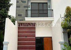 Gambar 5 Dijual rumah 2 lantai di citra raya tangerang