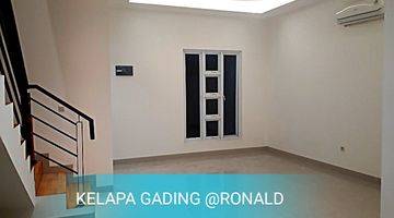 Gambar 3 HOT Property Kelapa Gading Rumah Baru Minimalis