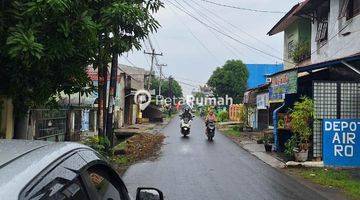 Gambar 2 2 Unit Townhouse Jalan Pancing Ii