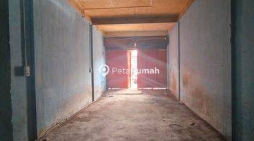 Gambar 3 Ruko Area Usaha Pasar Tradisional Jalan Letkol Martinus 