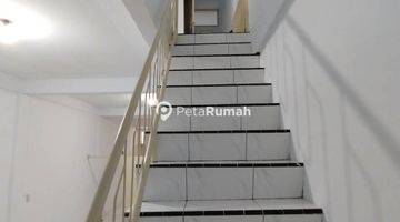 Gambar 3  Townhouse Jalan Brigjend Katamso Gang Barisan 