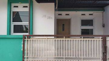 tampak depan sewa rumah 3 kamar tidur
