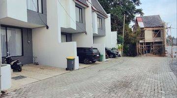 Gambar 5 Rumah Cantik Minimalis Elegan Di Cigugur Girang Bandung Utara