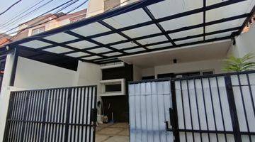 tampak depan rumah disewakan