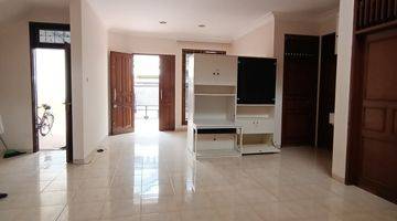 ruang keluarga rumah disewakan