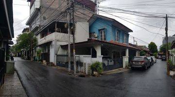 Gambar 1 Rumah Kost Tua Menteng Dalam 106m Posisi Hoek Lokasi Bagus