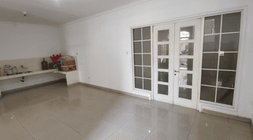 Gambar 3 Rumah Bagus Unfurnished Florence Pik