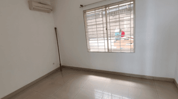 Gambar 4 Rumah Bagus Unfurnished Florence Pik