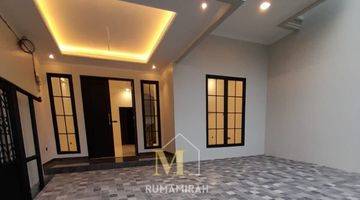 Gambar 4 Rumah Design Classic di Duren Sawit Jakarta Timur