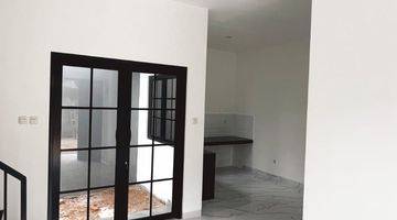 Gambar 3 Rumah Minimalis Modern Dekat Sektor 9, Bintaro