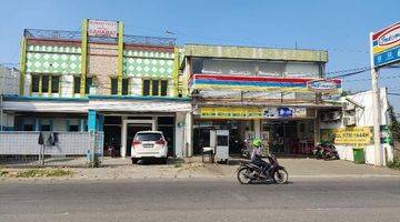 Gambar 1 Hotel Dan Indomaret Husein Sastranegara Tangerang Dekat Bandara