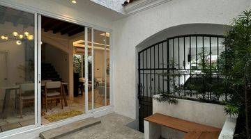 Gambar 5 Rumah 2 Lantai Bergaya Spanish di Pondok Indah Fully Furnished Dengan Roof Top