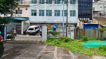 Gambar 4 Langka, Tanah di Tengah Kota Dekat Glodok, Beberapa Langkah Ke Station Mrt, 