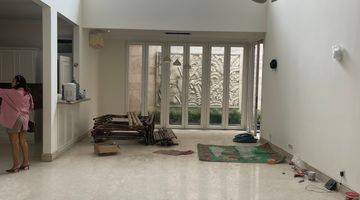 Gambar 4 dijual rumah kawasan pondok indah Bagus Unfurnished SHM - Sertifikat Hak Milik