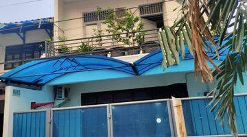 Gambar 3 Rumah Semi Furnished Dijual