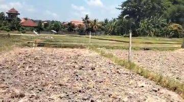 Gambar 3 Buc 5 Are View Pantai Dan Sawah di Lebih Gianyar Bali