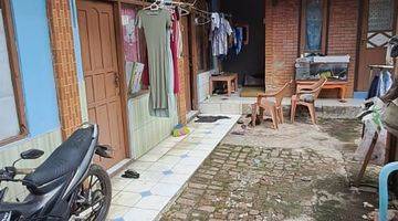 Gambar 5 Rumah Pinggir Jalan Dekat Pasar Induk Cibitung Bekasi 