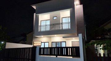 tampak depan dijual rumah baru luas mewah