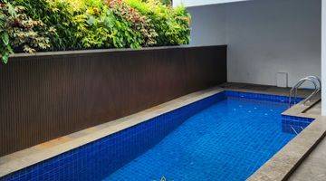 Gambar 2 Rumah Split Level cluster Ritzone The Icon Bsd Ada Swimming Pool